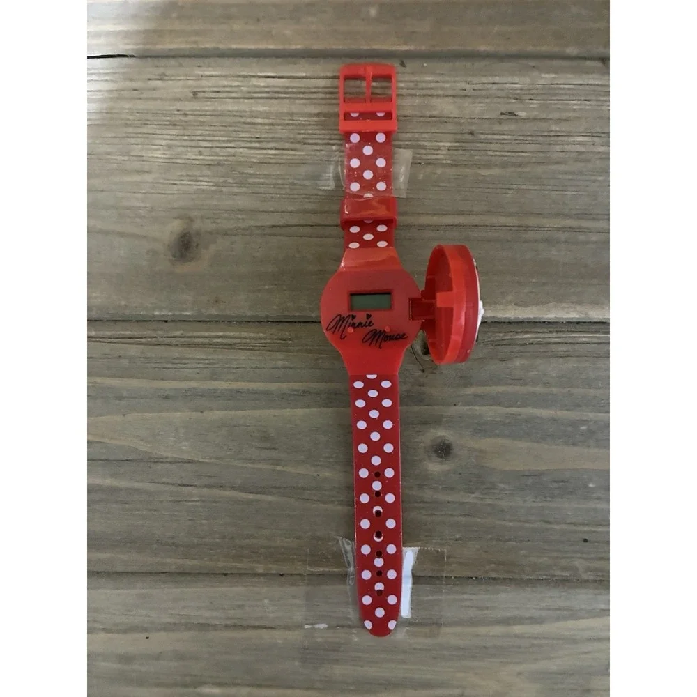 New In Bag Disney Minnie Mouse Watch Girls‎ With Accessories (Needs Batteries)